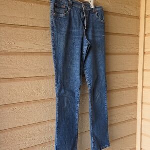 Levi's Women's Straight Leg Blue Jeans